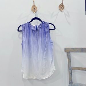 Equipment sleeveless top!